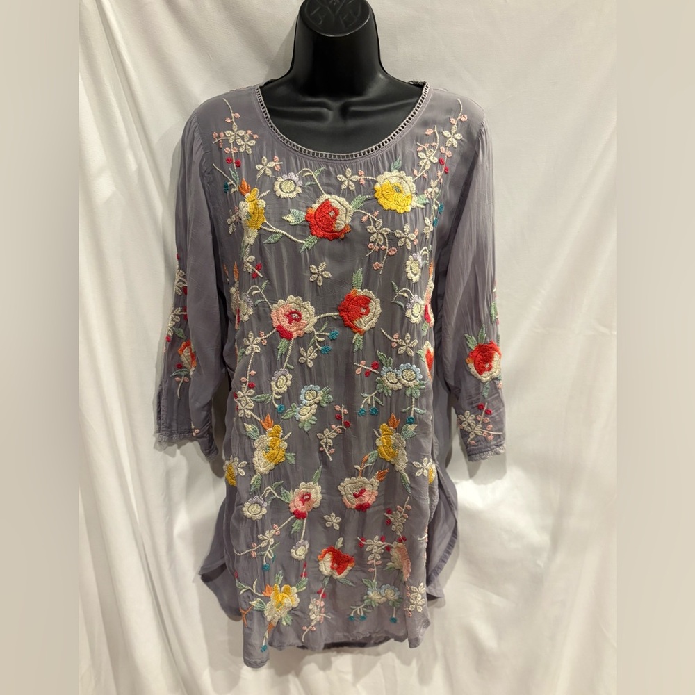 Johnny Was gray floral tunic